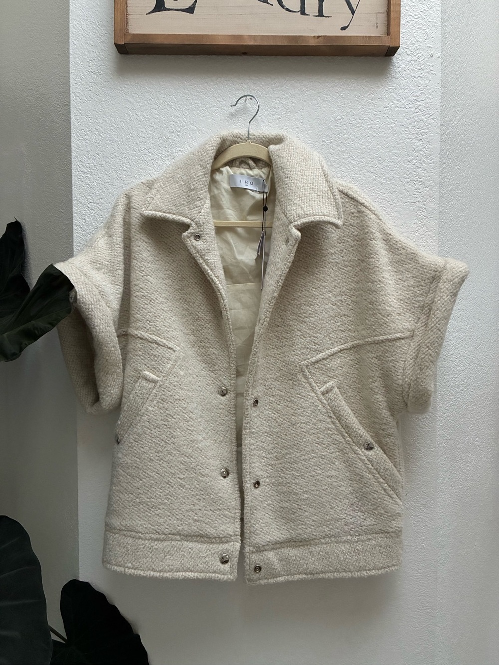 NWT IRO Wool Cream Teddy Short-Sleeve Jacket Oversized Fit $495